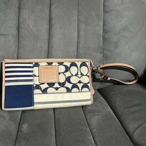 Used Coach Wristlet